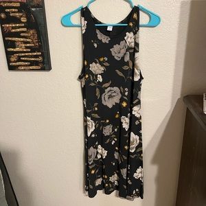 Old navy swing dress 👗. Size L.